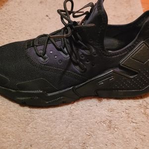 NIKE AIR HUARACHE